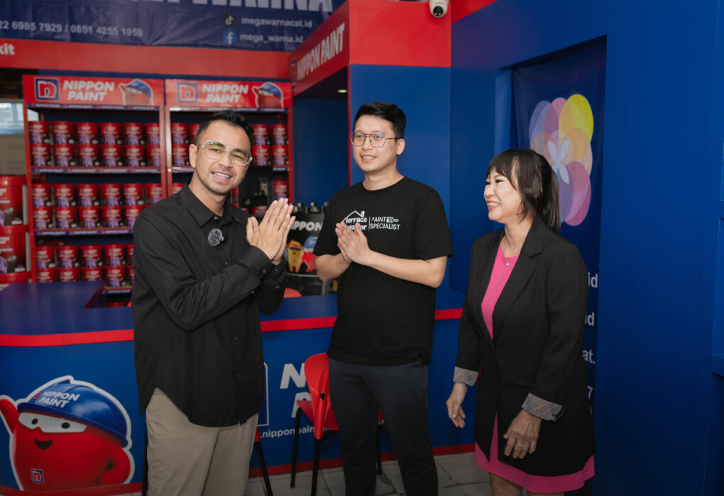 Kunjungan Raffi Ahmad ke Megawarna
